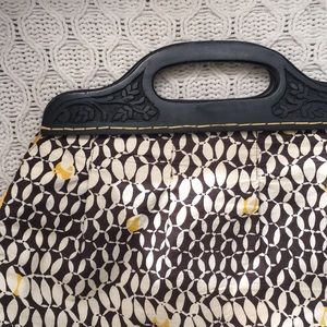 Vintage wooden handle handbag